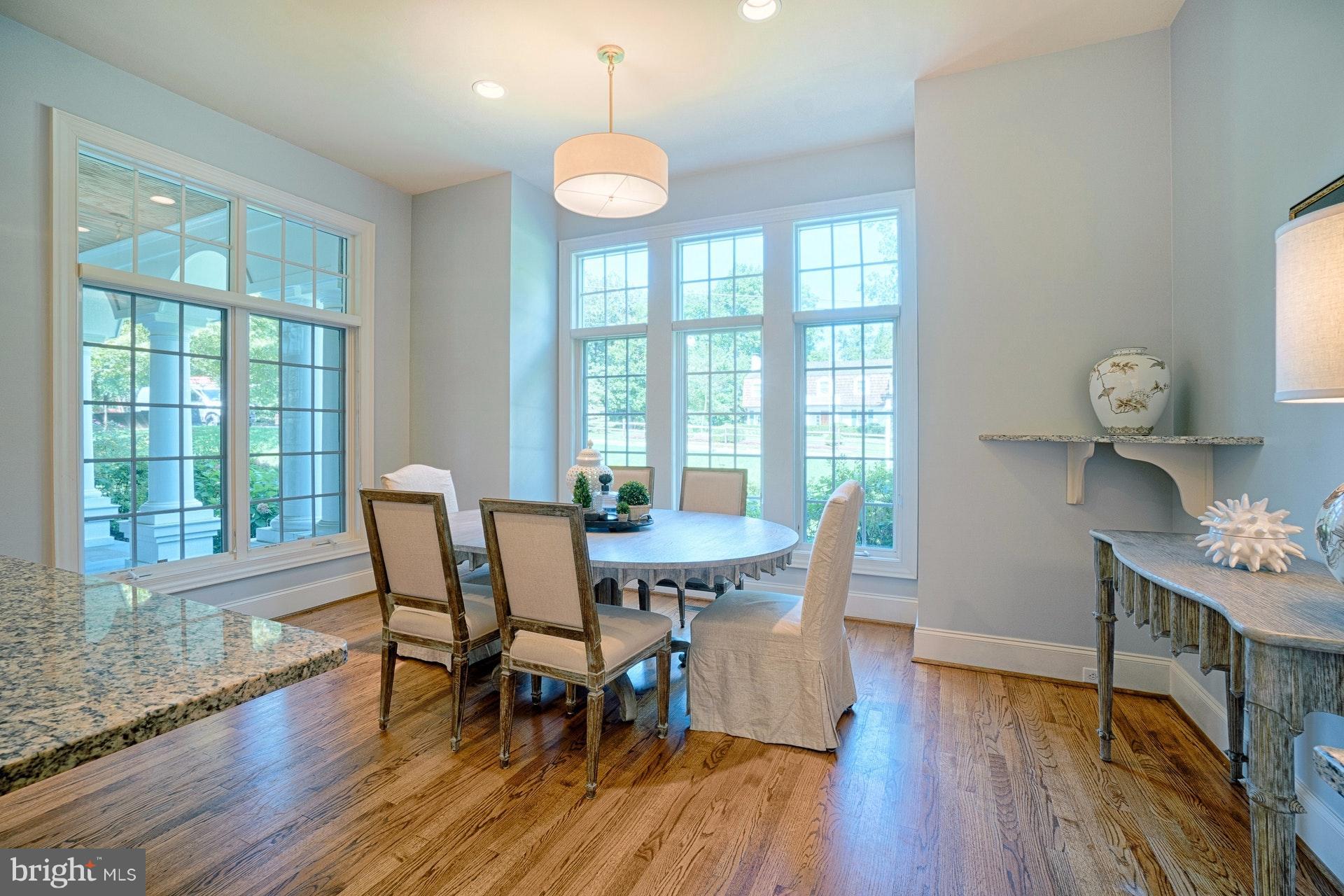 BELLEVUE FOREST - Residential