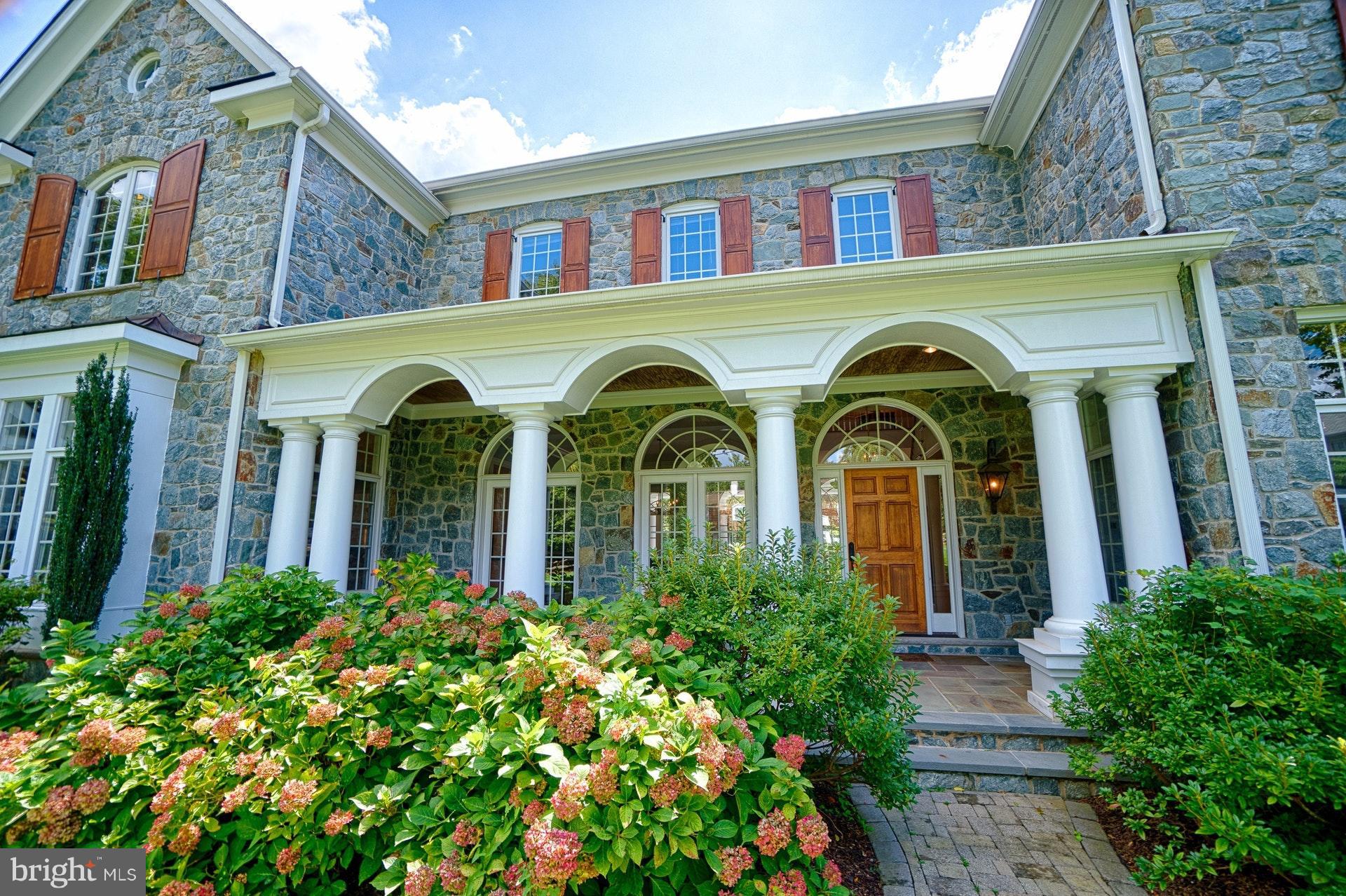 BELLEVUE FOREST - Residential