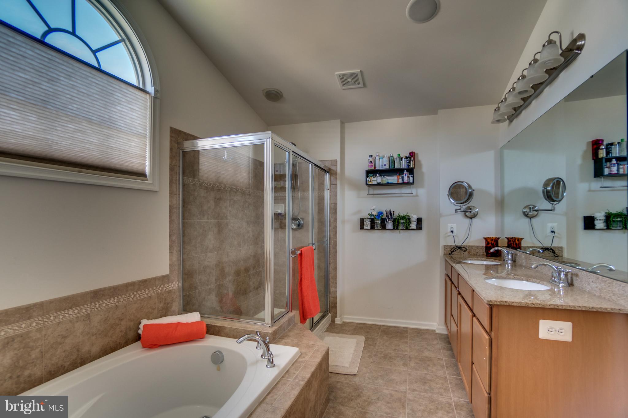 PORT POTOMAC - Residential