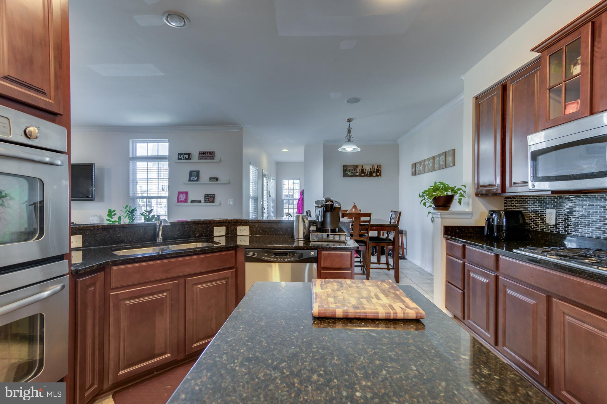 PORT POTOMAC - Residential