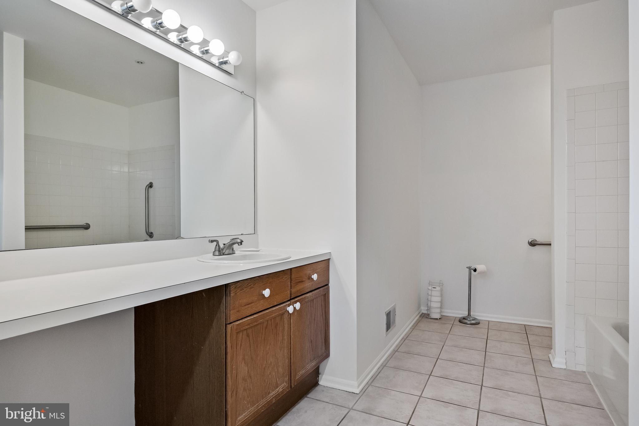 TUVIRA - Residential