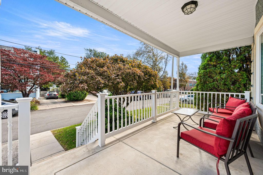 Photo of 42 Madison Avenue, BALA CYNWYD, PA 19004 (MLS # PAMC2158162)