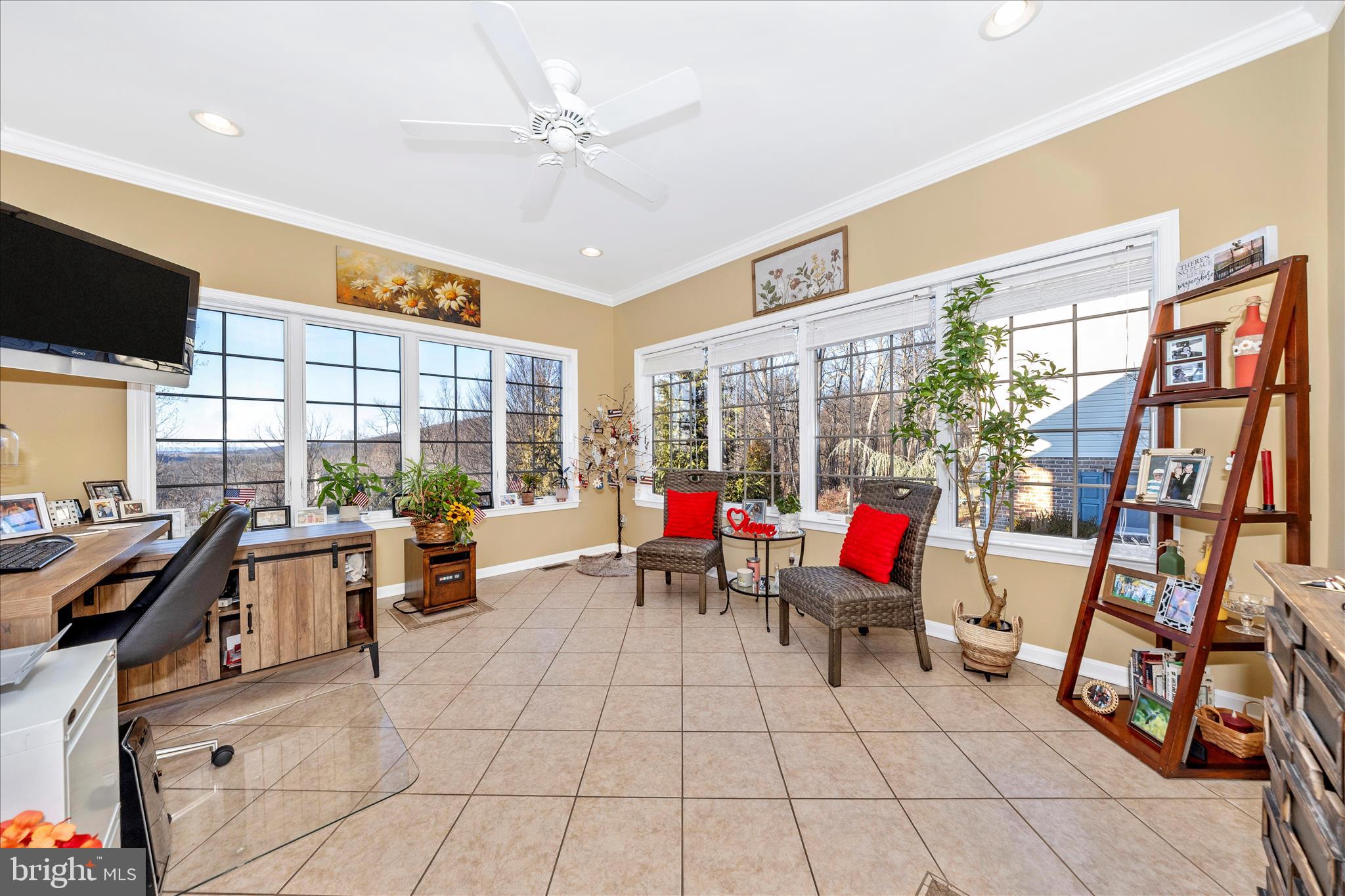 WOODCREST - Residential