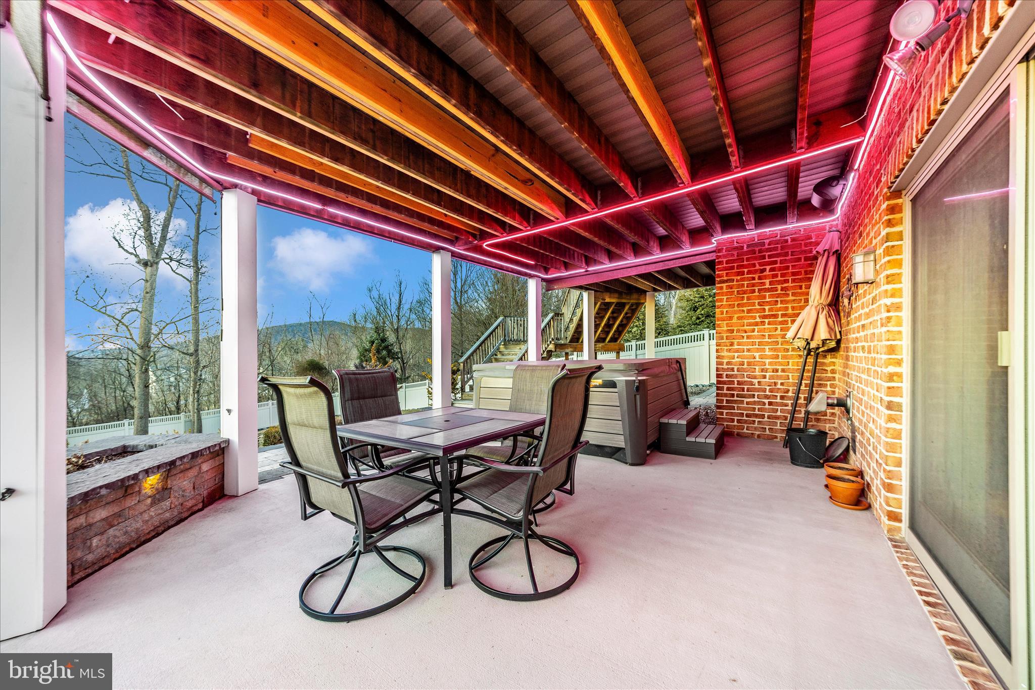 WOODCREST - Residential