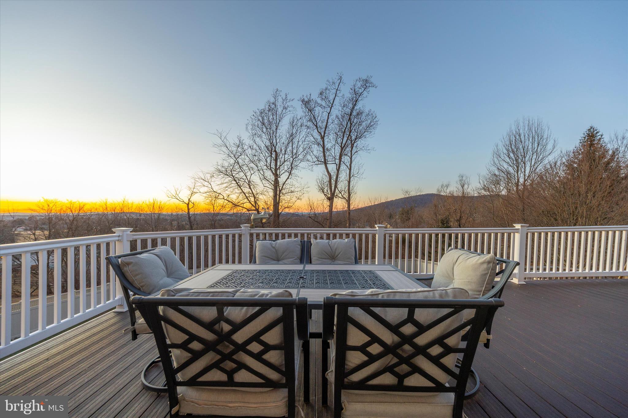 WOODCREST - Residential