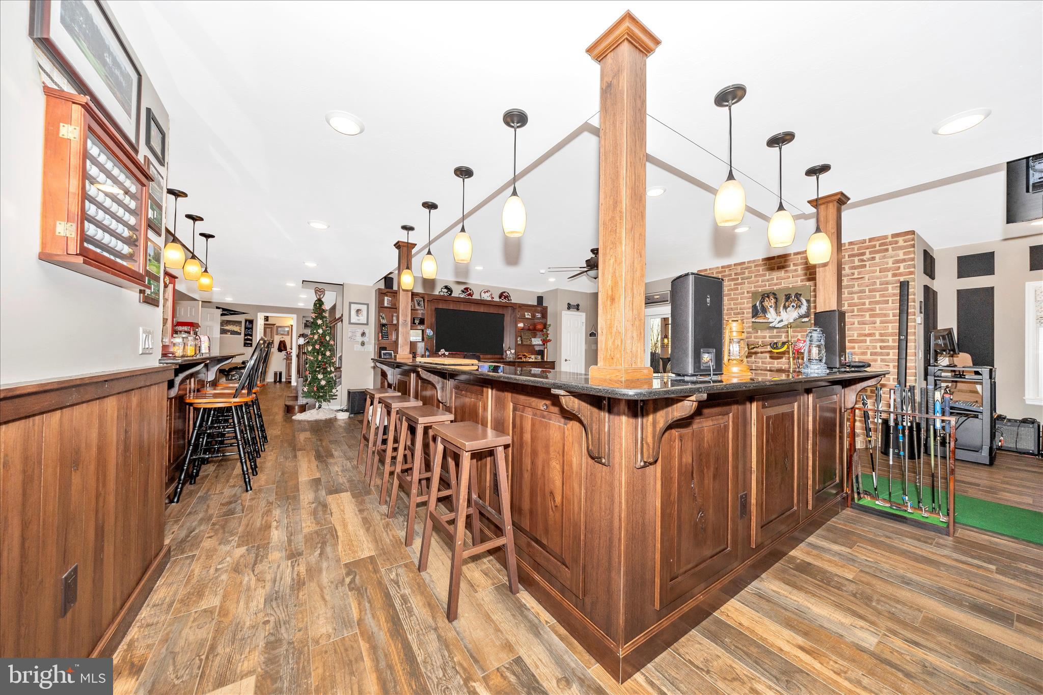 WOODCREST - Residential