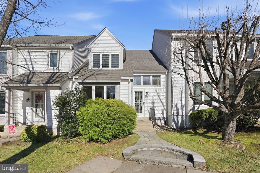 Charming Townhome in Highly Sought-After Community
Welcome to this bright and spacious townhome offering an excellent opportunity to make it your own! The inviting double-height foyer and abundance of natural light set the tone for comfortable living in a desirable neighborhood.
The main level features elegant hardwood floors, a large dining room off the kitchen, and an expansive living room with a cozy fireplace—perfect for entertaining or relaxing. The kitchen includes stainless steel appliances, a double-oven range, and plenty of space to personalize with your own updates.
Upstairs, you’ll find two very generous bedrooms with ample closet storage. The primary suite features a walk-in closet, and both rooms enjoy great natural light. The finished lower level offers a spacious recreation area and additional storage space.
Enjoy outdoor living with a private deck backing to open common space—ideal for morning coffee or evening gatherings. The home also includes a detached one-car garage and an assigned parking space. Major system updates include a brand-new HVAC system (2024), both interior and exterior units.
Residents of this sought-after community enjoy access to parks, tennis courts, a pool, and scenic walking and running trails. Conveniently located just minutes from Harris Teeter, Whole Foods, Wegmans, Fair Oaks Mall, Fairfax Corner, and major commuter routes.
This home offers so much potential in an unbeatable location—ready for your personal touch and vision!