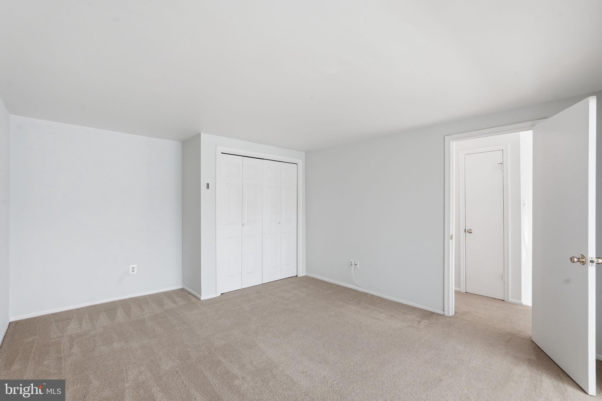 FAIR WOODS - Residential