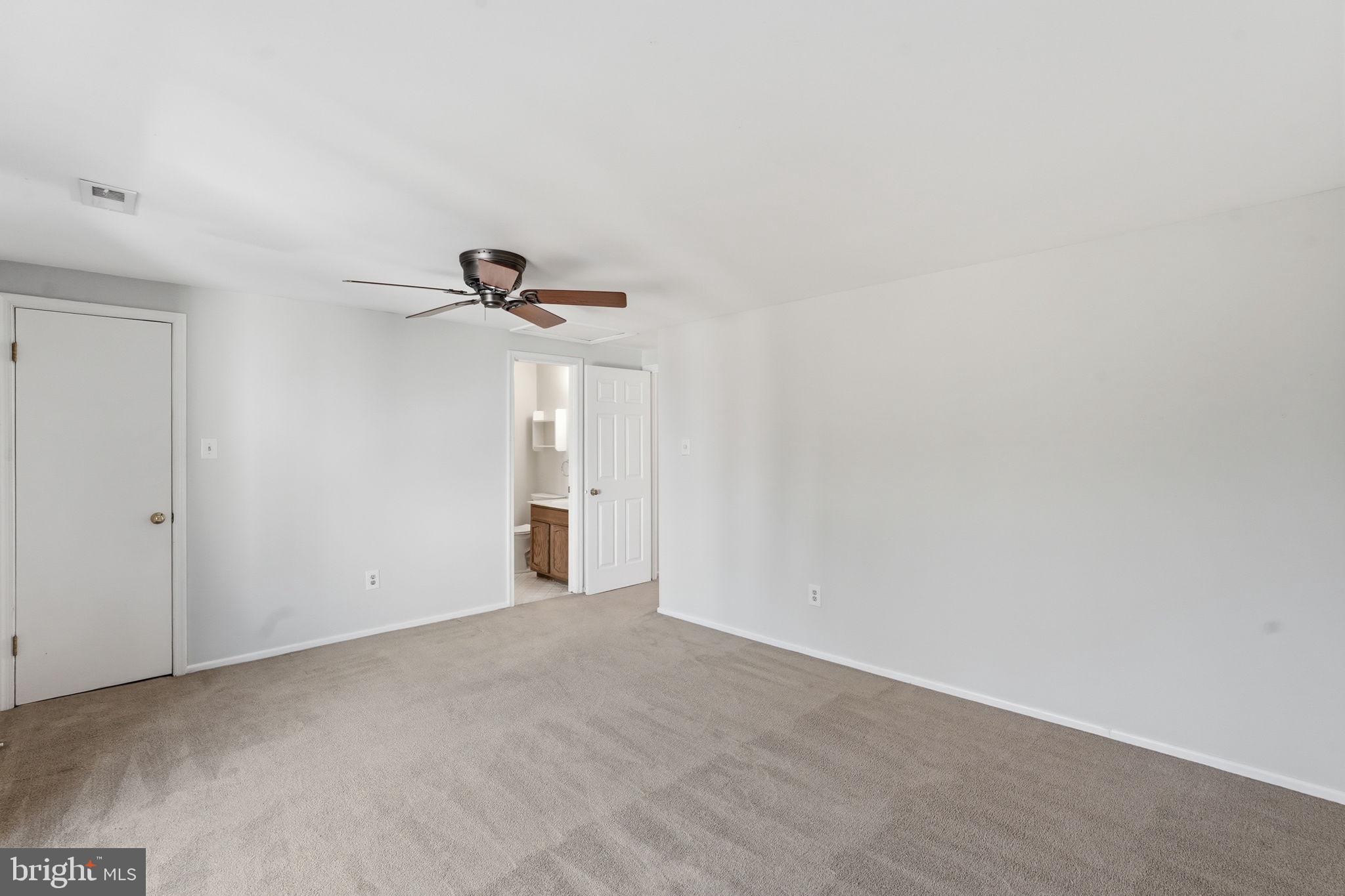 FAIR WOODS - Residential