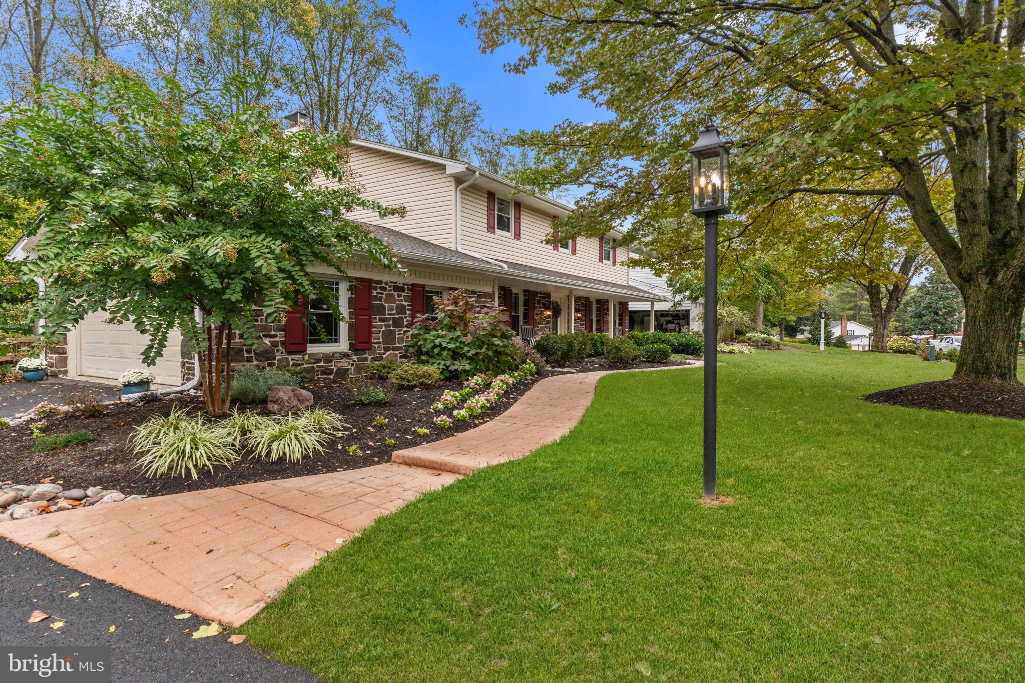 1190 UNIVERSITY DRIVE