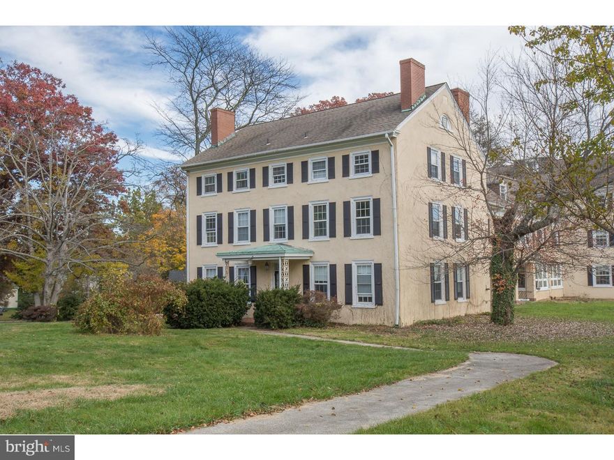 Welcome to the Charles Knox Home. This historic property, formerly a boarding home for retired citizens, is being offered for sale with its caretaker cottage (3 bdrms & 1 bath) and outbuildings. On 6+ exquisite acres. This Class 1 Historic property awaits its new owner.