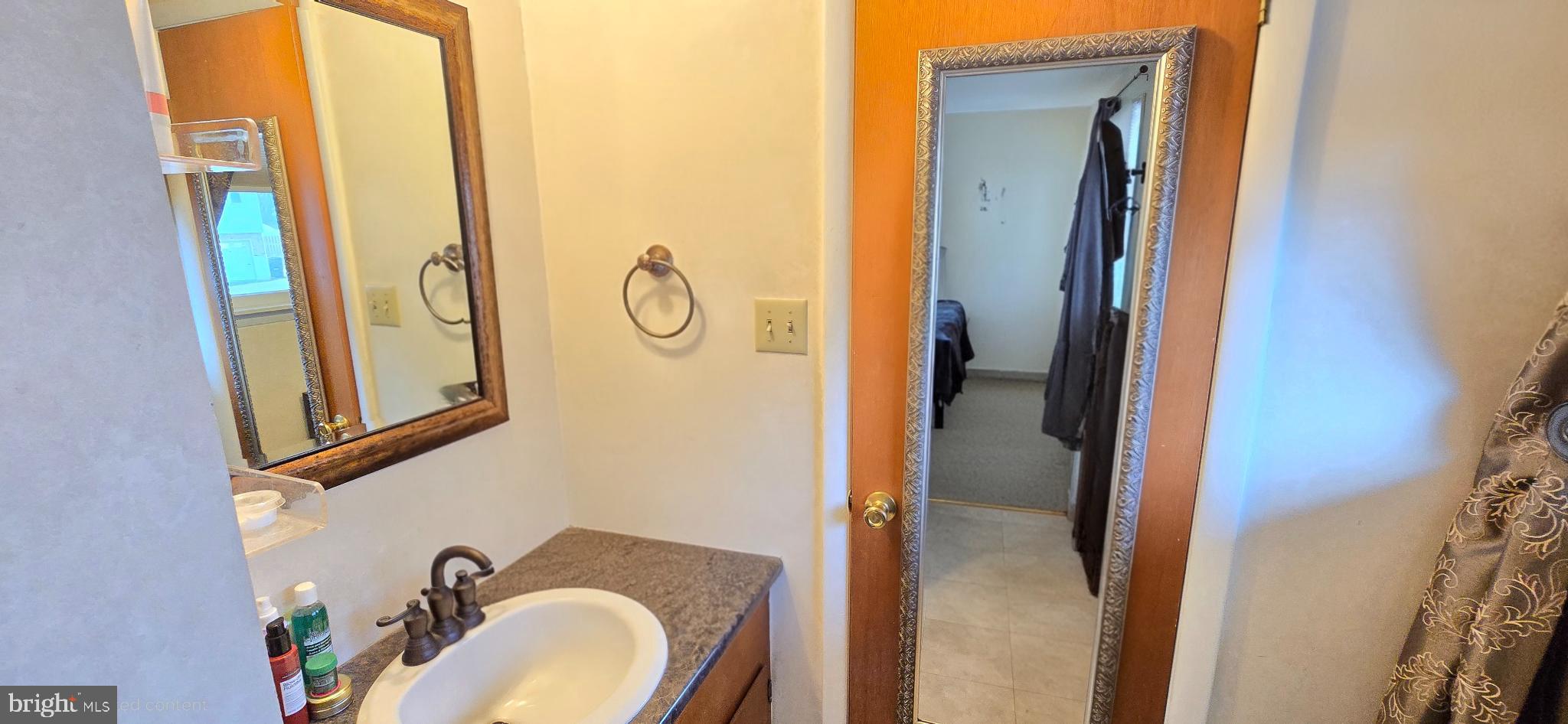 MAPLE SPRINGS - Residential