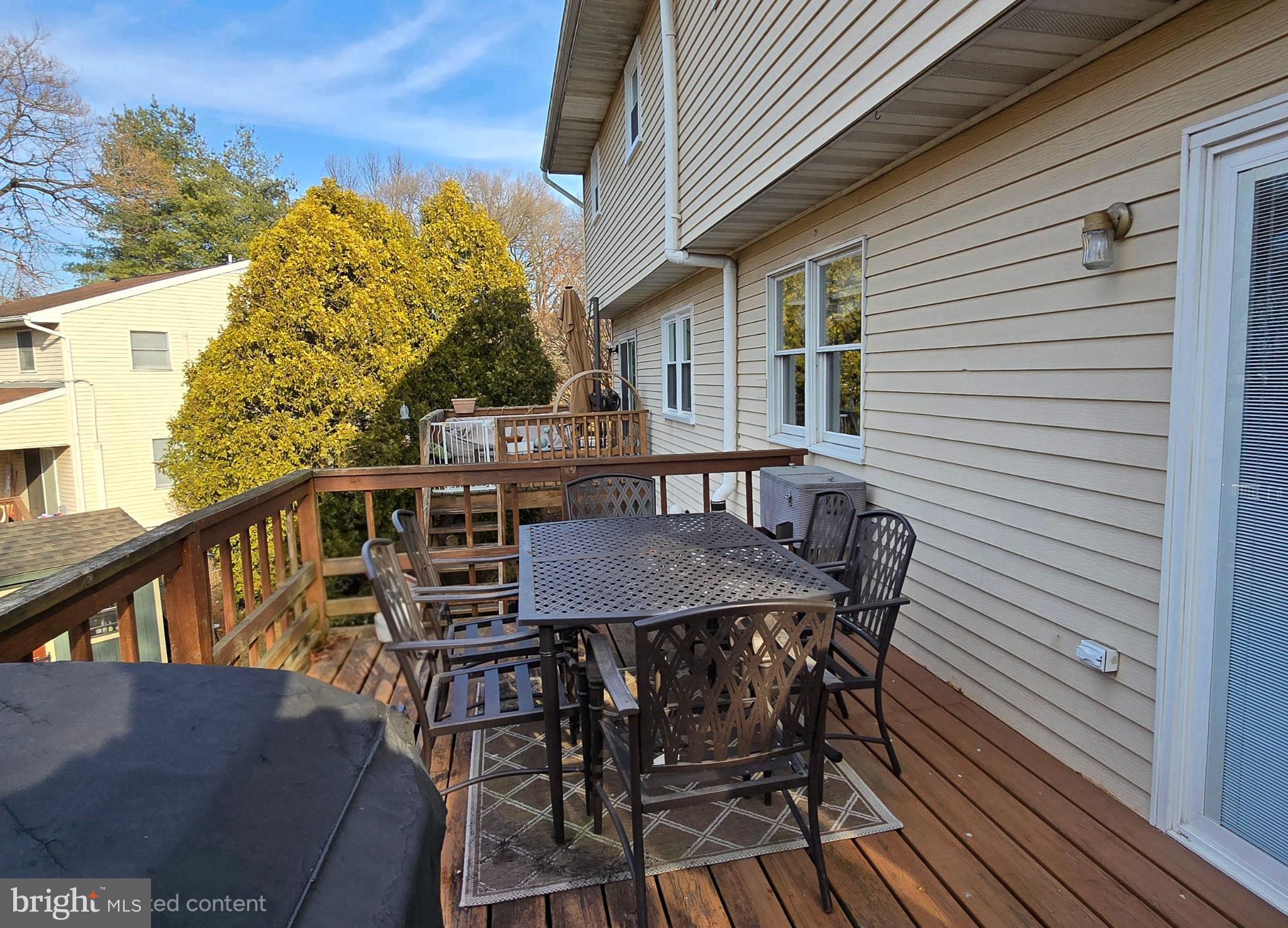 MAPLE SPRINGS - Residential