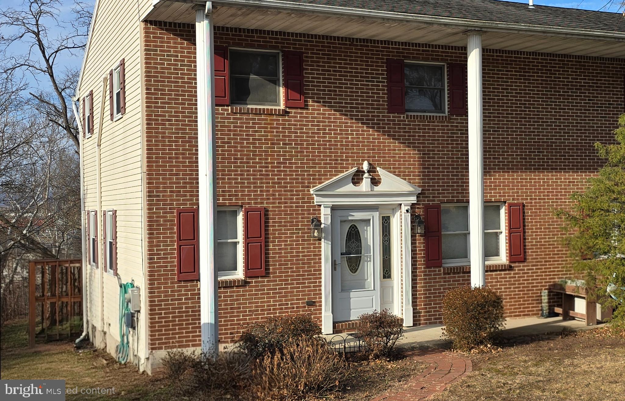 MAPLE SPRINGS - Residential