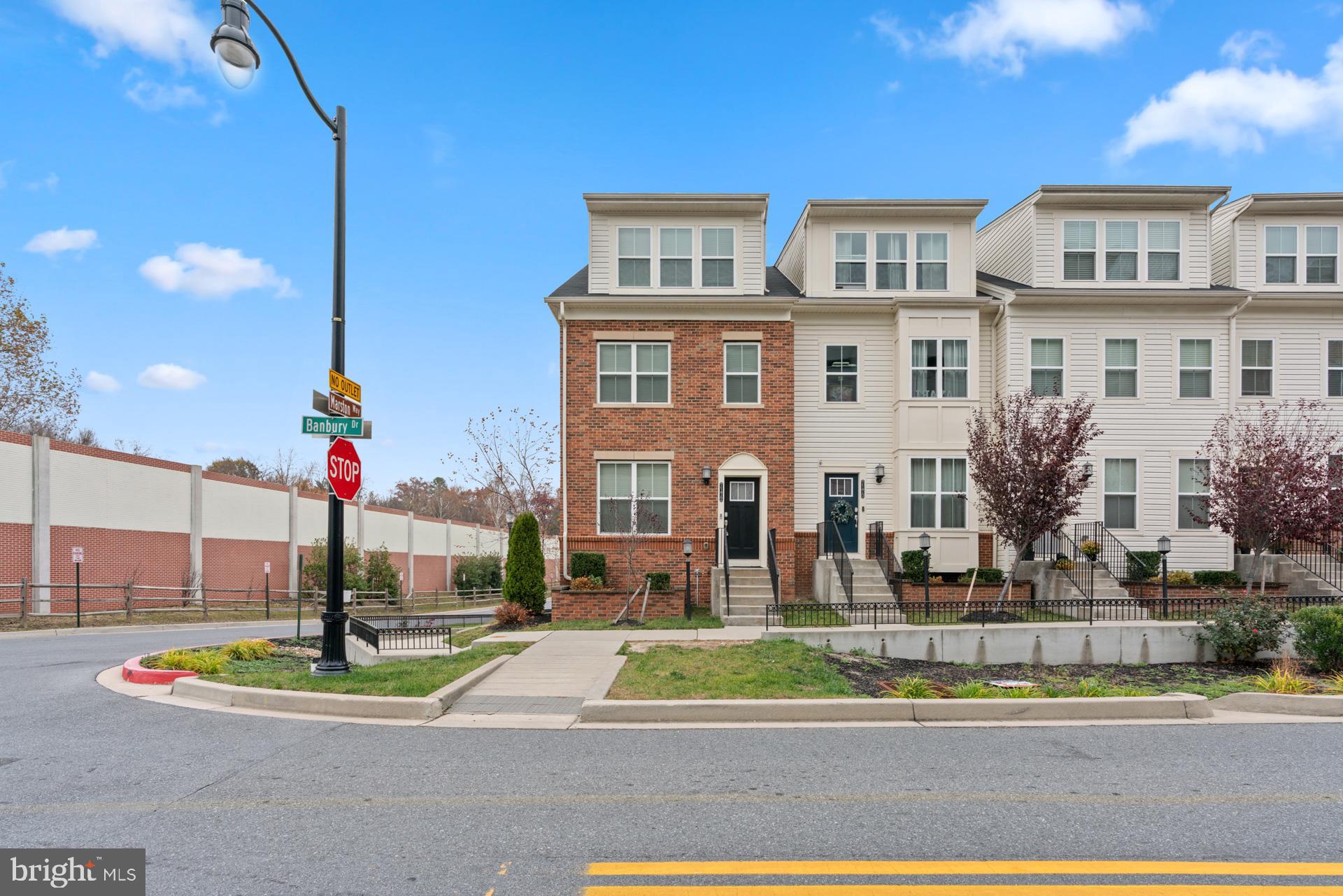 OXFORD SQUARE - Residential