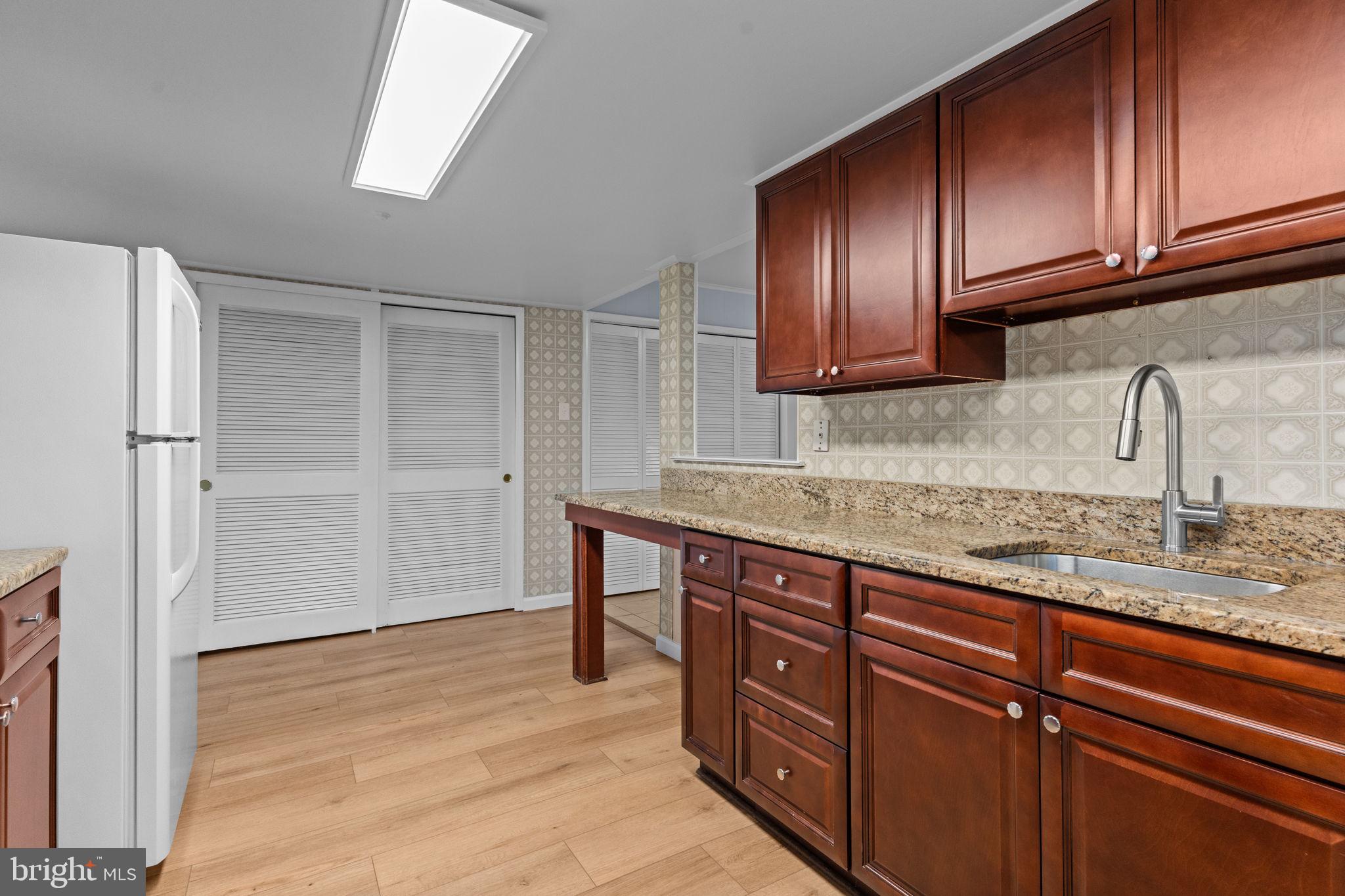 PHILADELPHIA (NORTHEAST) - Residential