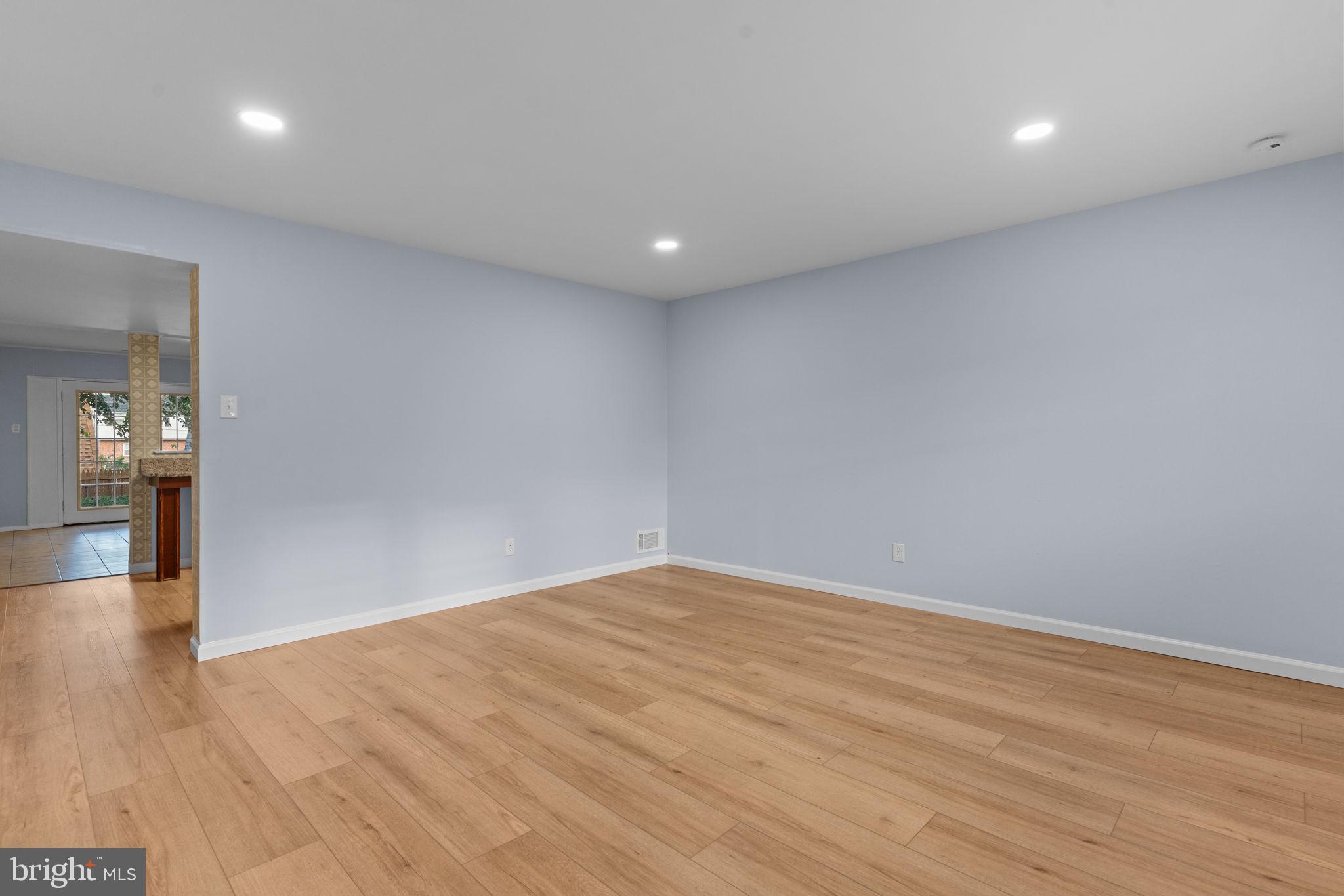 PHILADELPHIA (NORTHEAST) - Residential