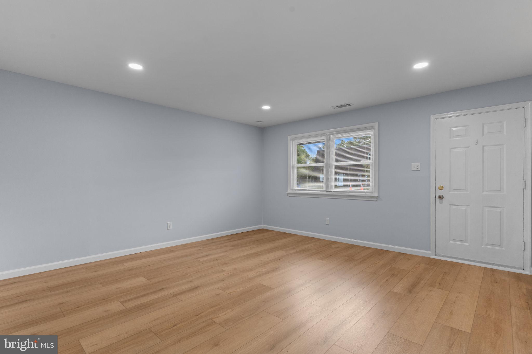 PHILADELPHIA (NORTHEAST) - Residential