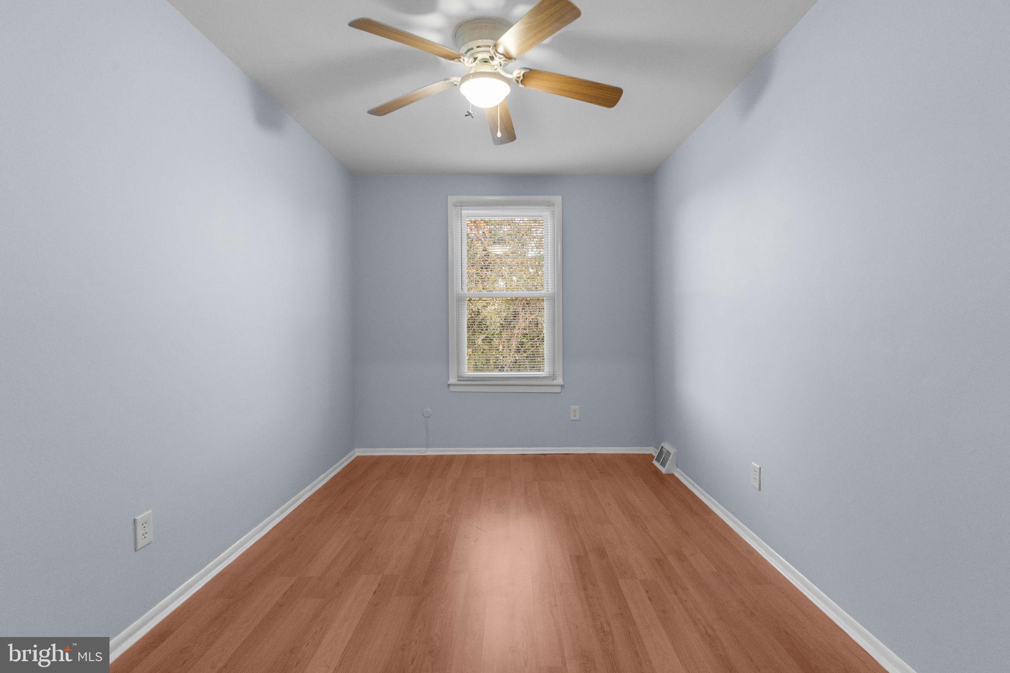 PHILADELPHIA (NORTHEAST) - Residential