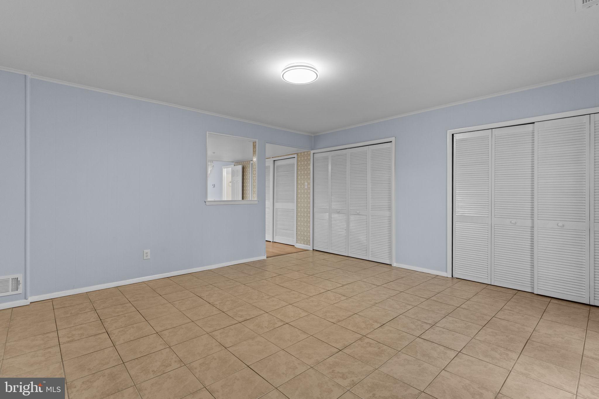 PHILADELPHIA (NORTHEAST) - Residential