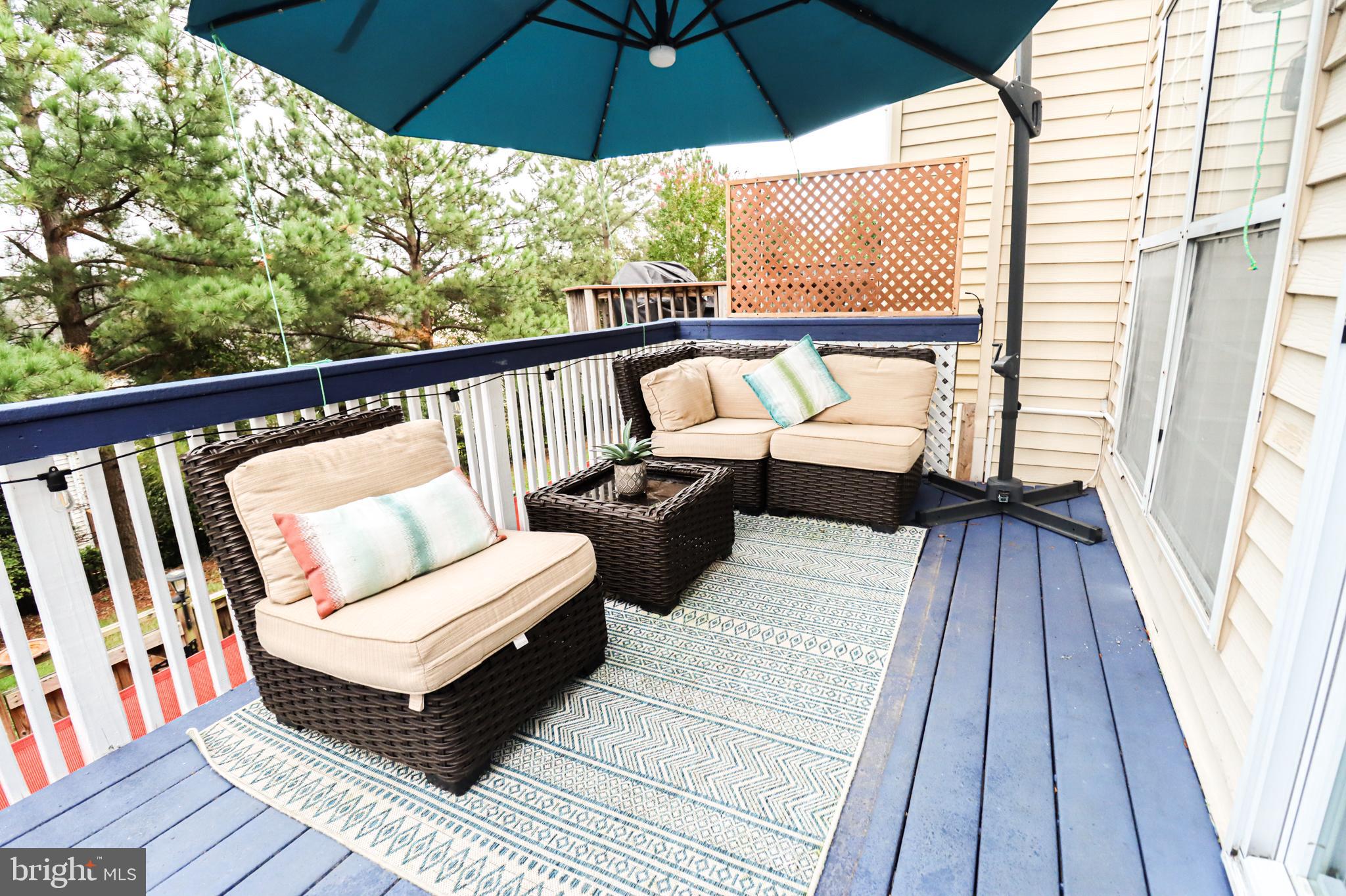 RIVER OAKS - Residential