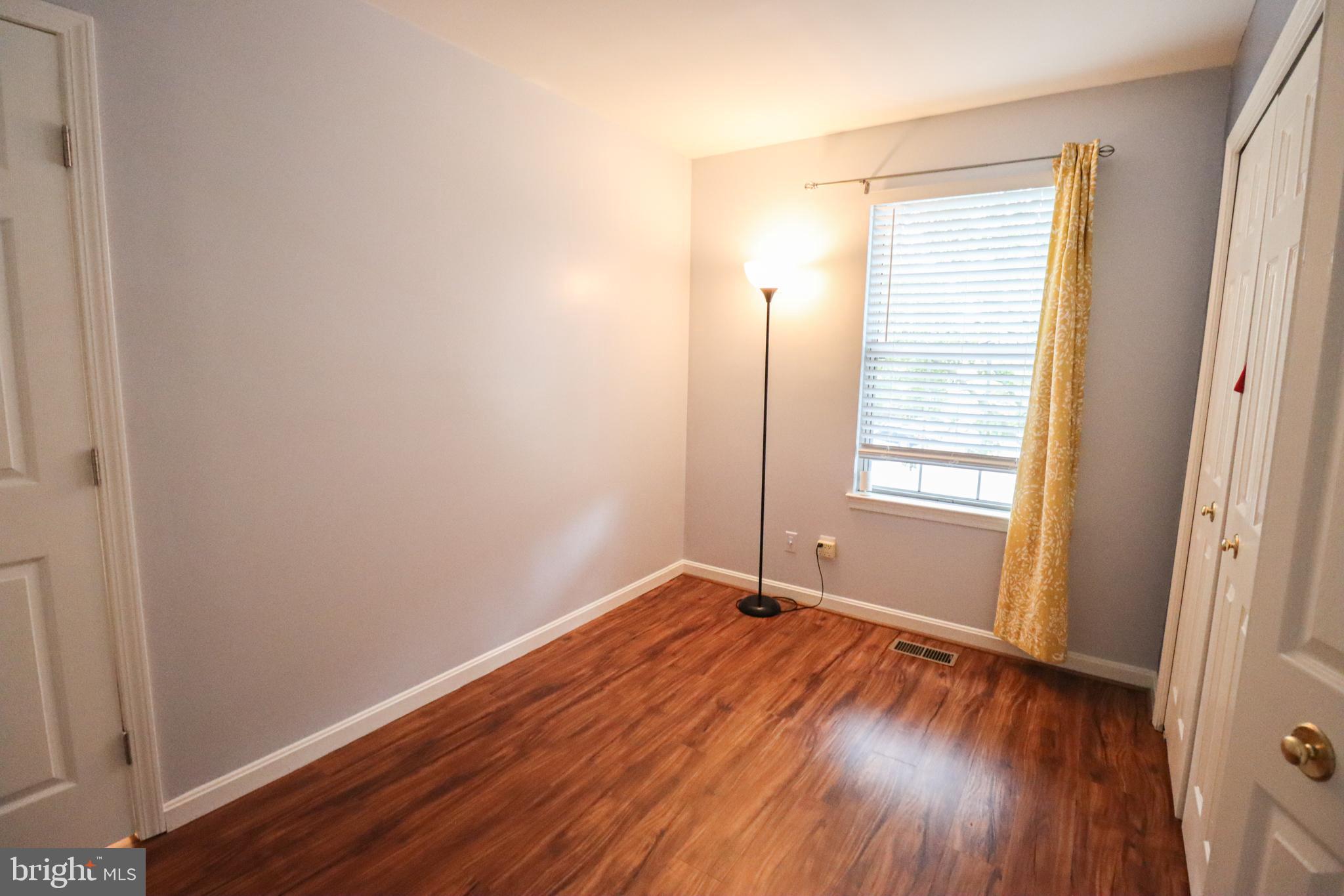 RIVER OAKS - Residential