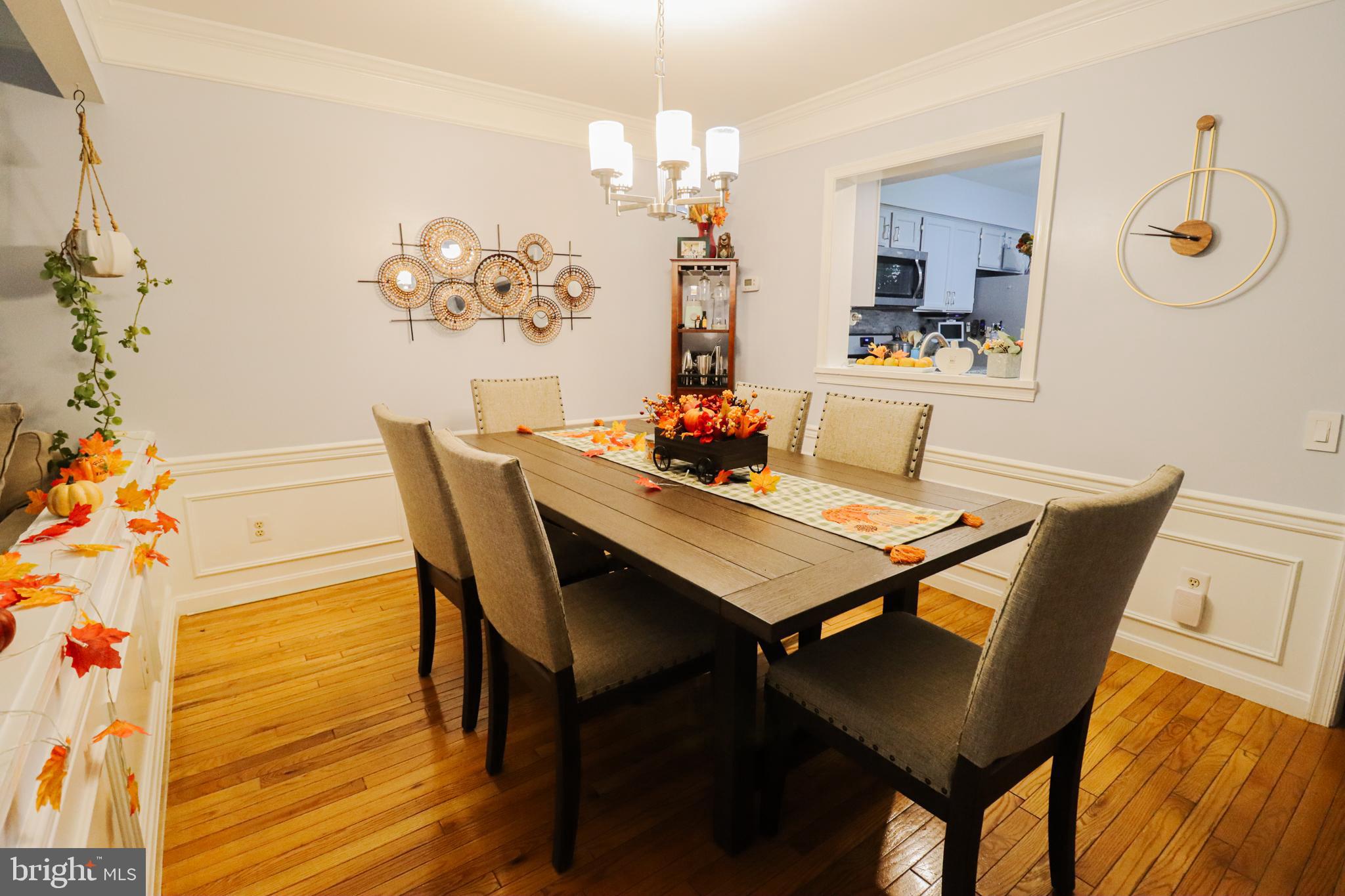 RIVER OAKS - Residential