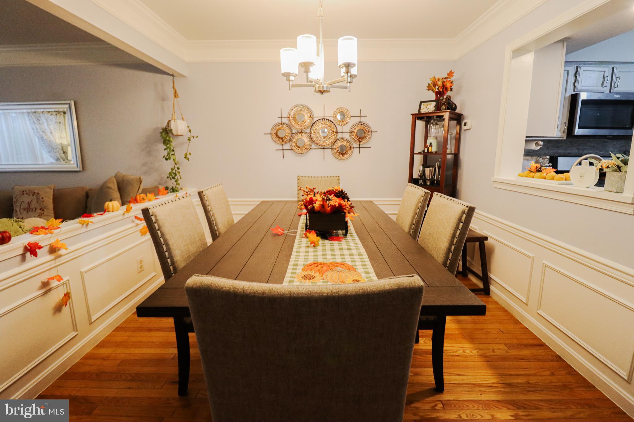 RIVER OAKS - Residential