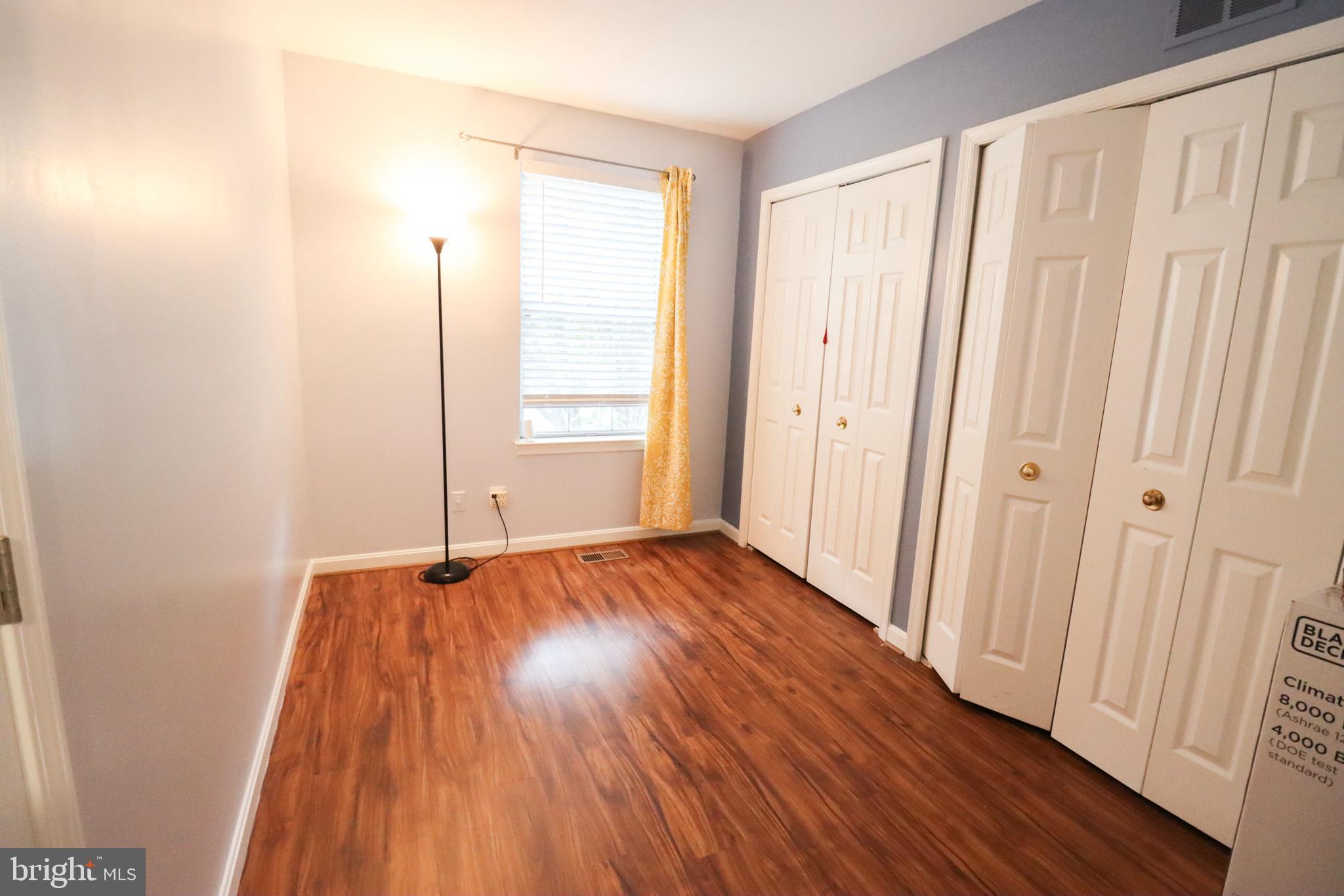 RIVER OAKS - Residential