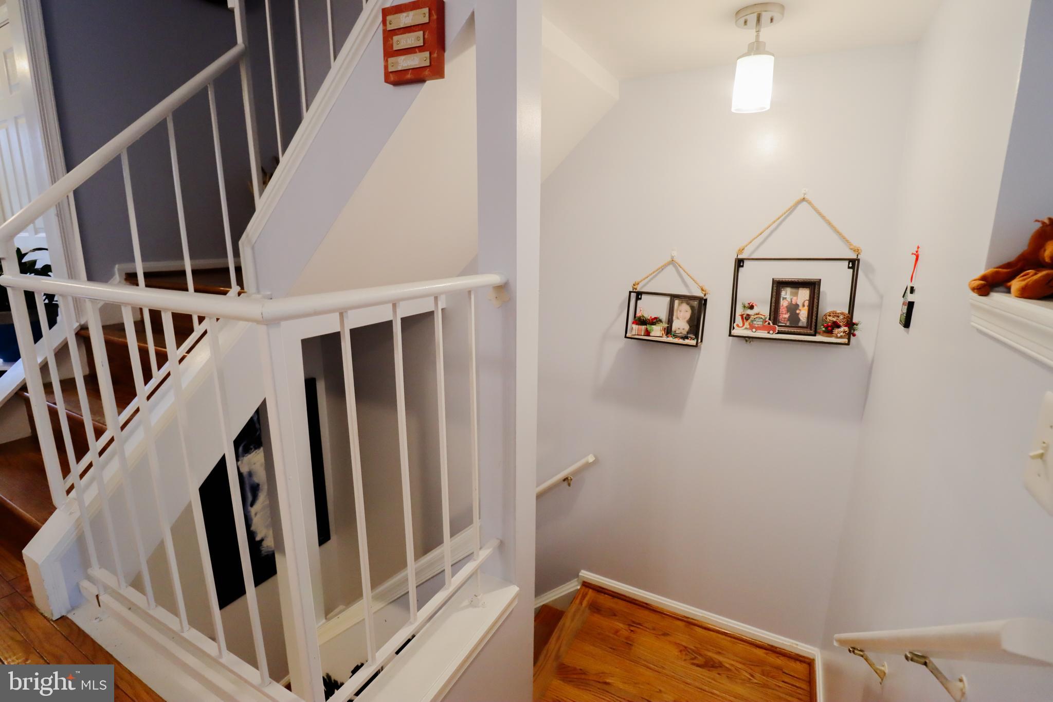 RIVER OAKS - Residential