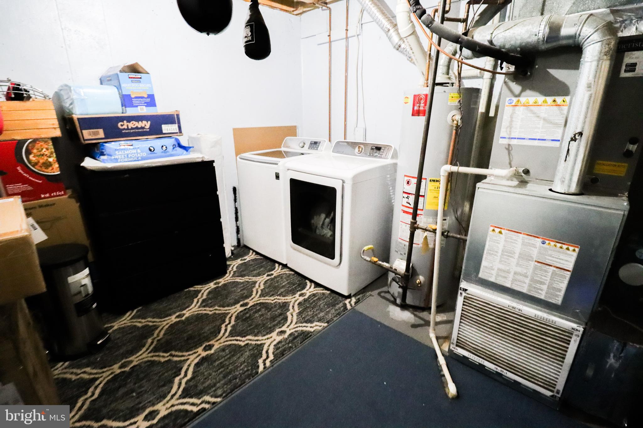 RIVER OAKS - Residential