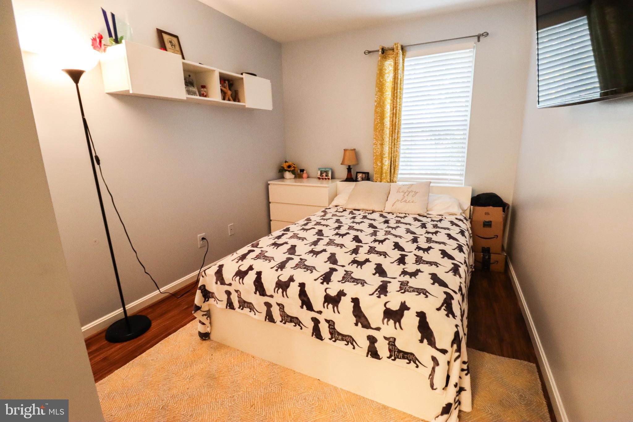 RIVER OAKS - Residential