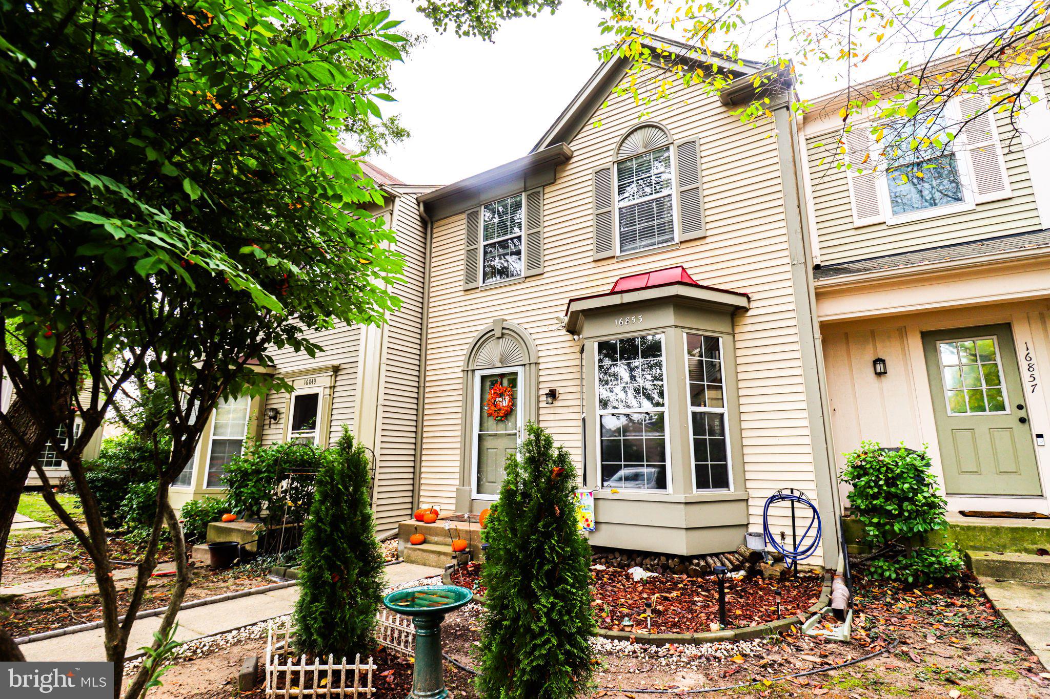 RIVER OAKS - Residential