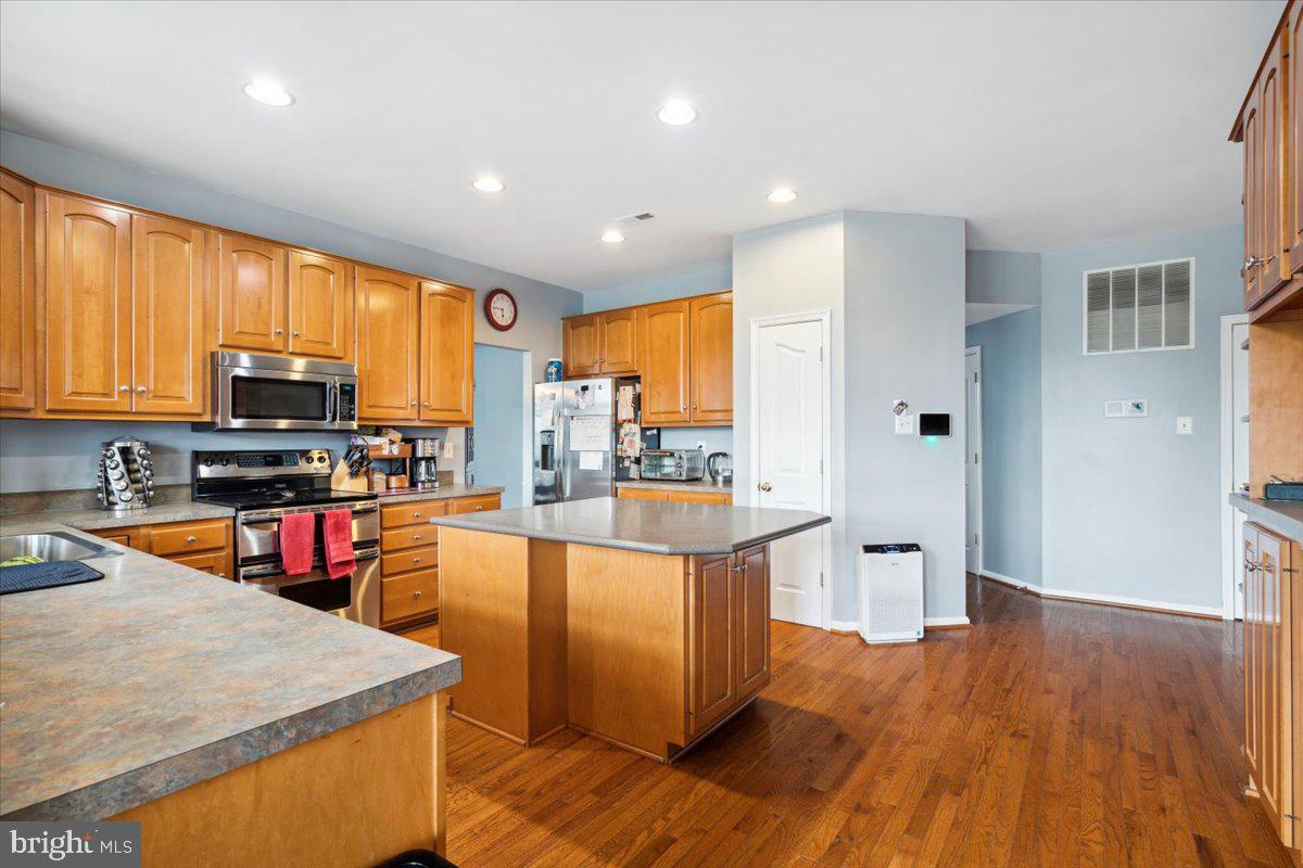 DEARBOUGHT - Residential