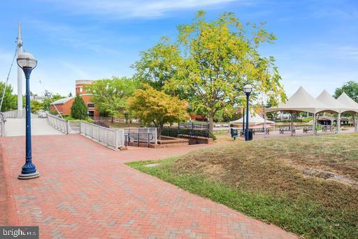 DEARBOUGHT - Residential