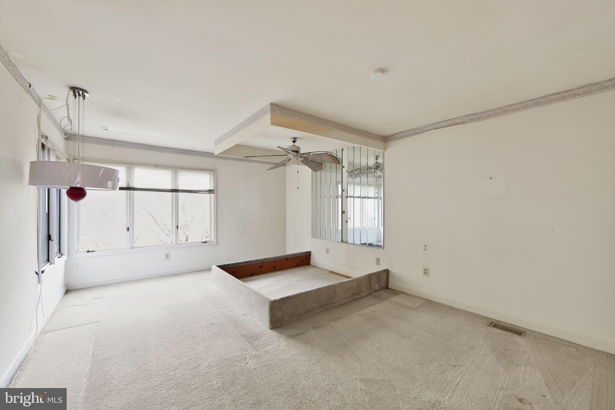 CANTER VILLAGE - Residential