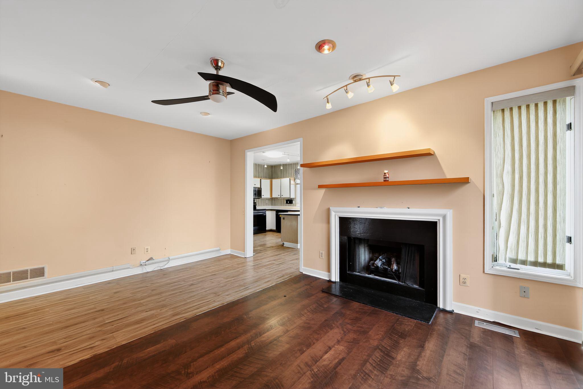 CANTER VILLAGE - Residential