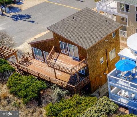 11 E ESSEX AVENUE HARVEY CEDARS NJ 08008