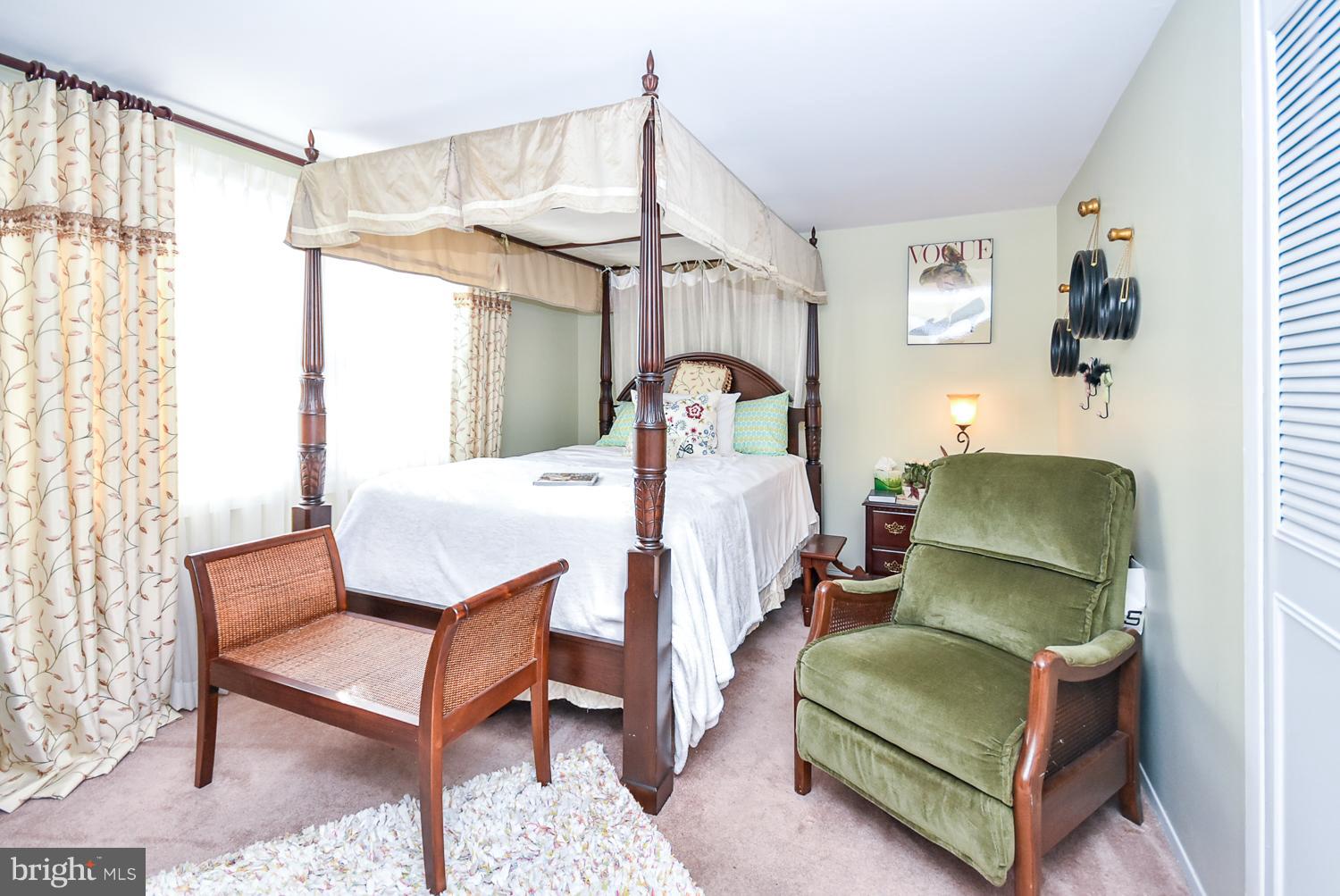 MONTPELIER - Residential