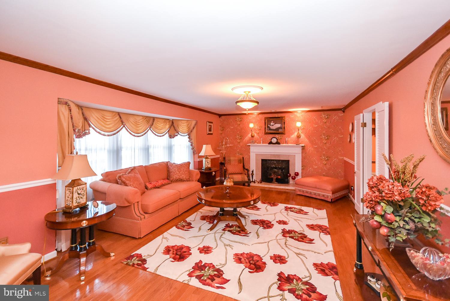 MONTPELIER - Residential