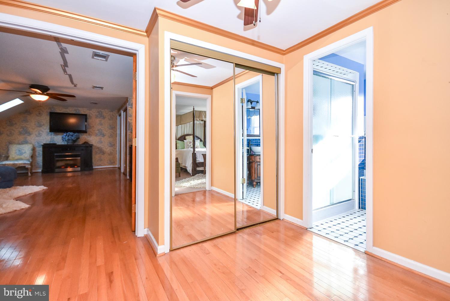 MONTPELIER - Residential