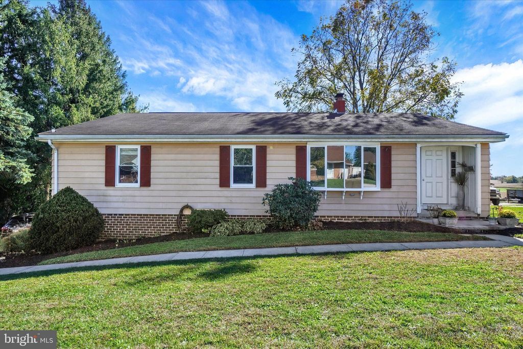 Photo of 4650 Wolfs Church Road, YORK, PA 17408 (MLS # PAYK2092264)