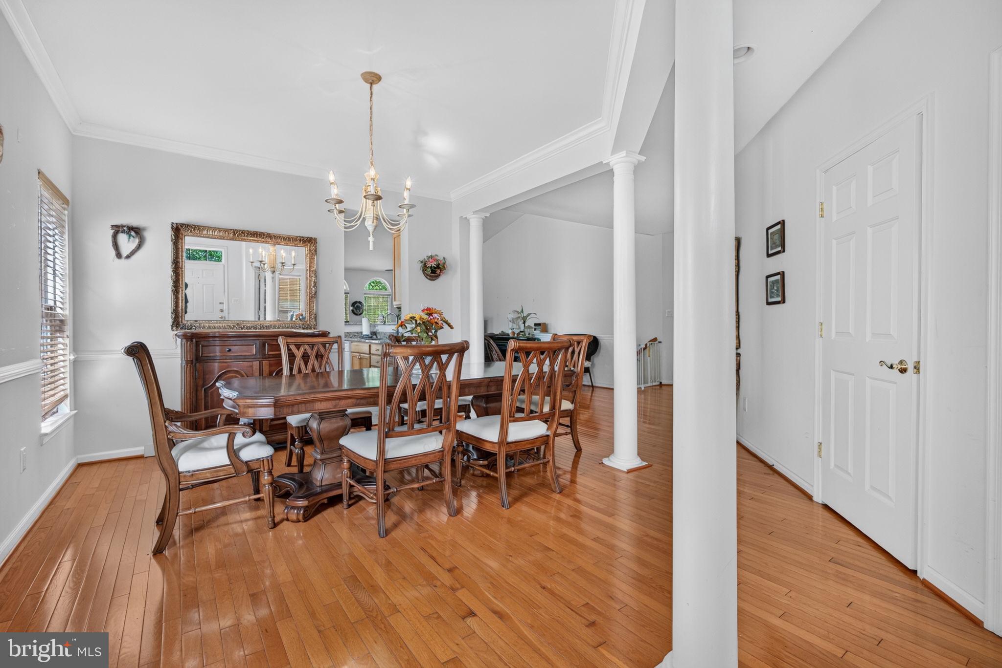 27 HEARTHSTONE BOULEVARD