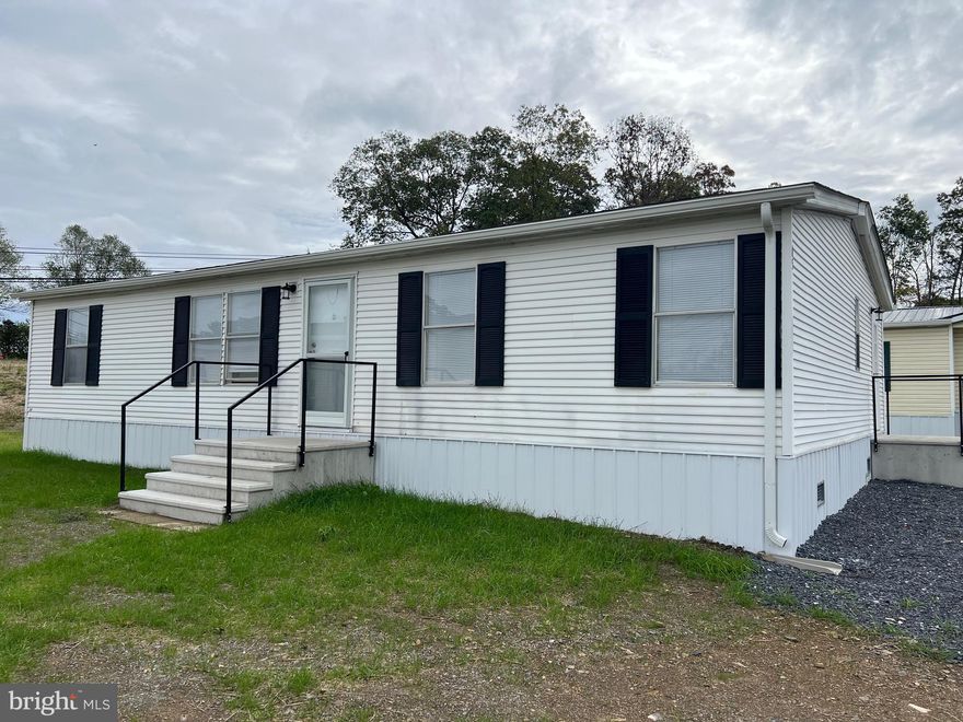 FOR RENT: 65 Dugan Court, Hedgesville, WV 25427
Monthly Rent: $1500
Bedrooms: 3
Bathrooms: 2
Pets: Welcome (with additional deposit & pet rent)

Property Features:

Spacious 3-bedroom, 2-bath home with a large open floor plan

Quiet, friendly neighborhood perfect for families

Convenient location near local amenities

Sewer, trash, and lawn care included in rent!

Pets are welcome! A $250 deposit and $50 monthly pet rent apply. Max of 2 pets. Breed and weight restrictions apply.

Additional Requirements:

Must pass a background check, including credit and criminal checks.

This one will go fast – contact us today to schedule a viewing!

Will not accept rent spree- only Weichert Application