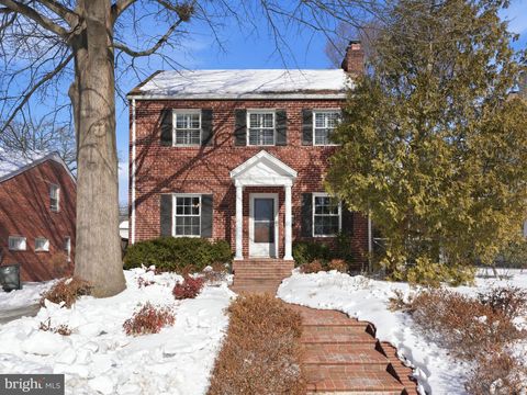 Photo of 6223 26th Rd N, ARLINGTON, VA 22207 (MLS # VAAR2069512)