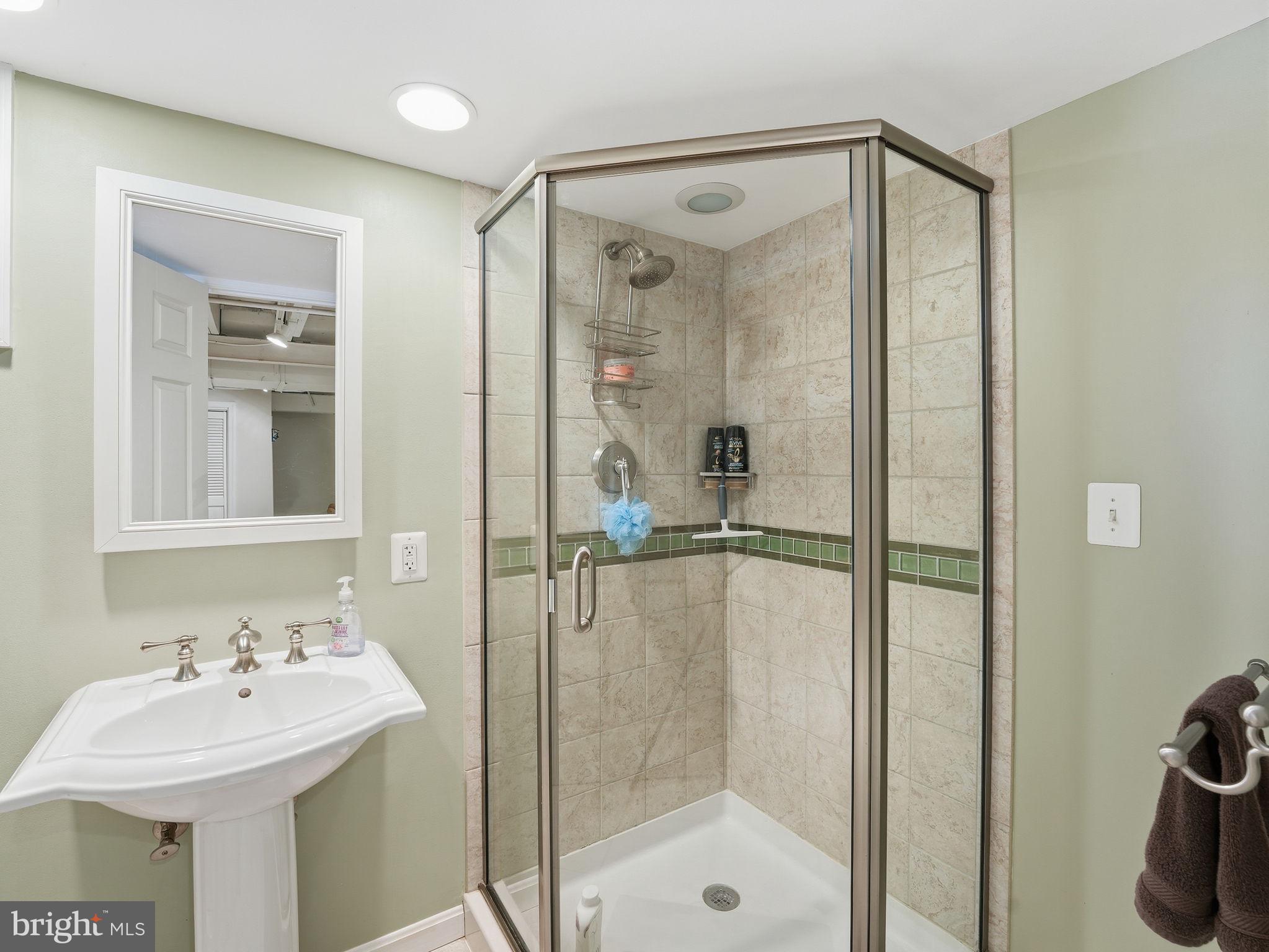 BERKSHIRE - Residential