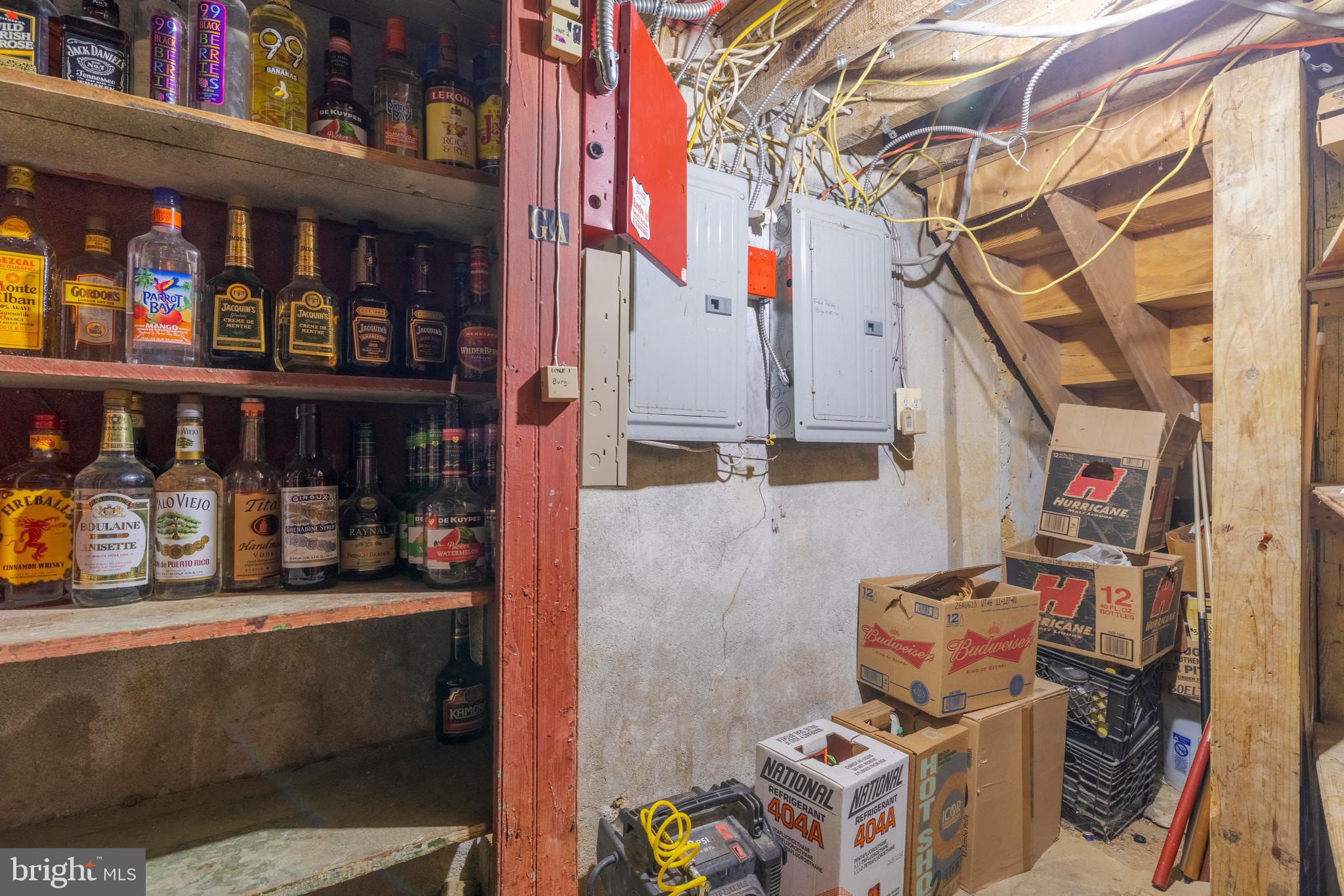 FELTONVILLE - Commercial Sale