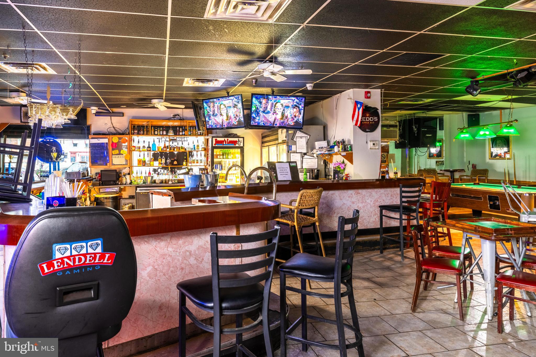 FELTONVILLE - Commercial Sale