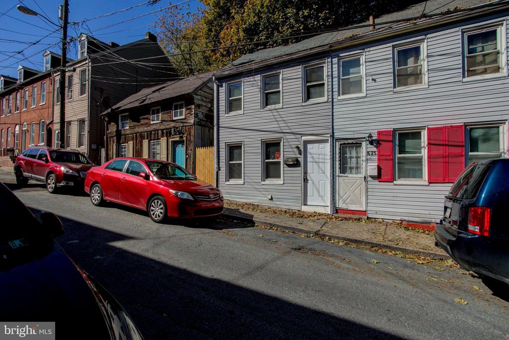 Photo of 627 Poplar Street, Lancaster, PA 17603 (MLS # PALA2042806)