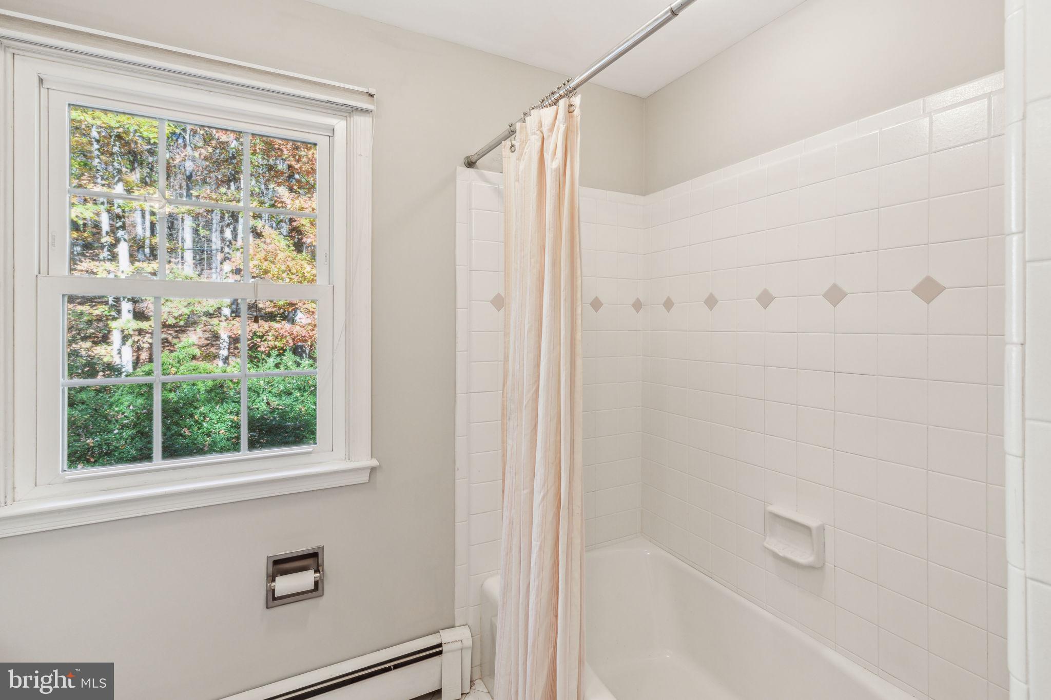 VALLEY FORGE MTN - Residential